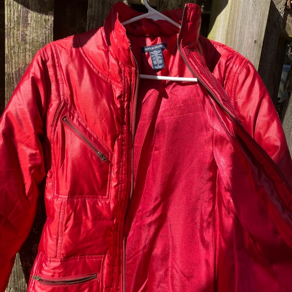 Boston proper red puffer jacket - Picture 5 of 6